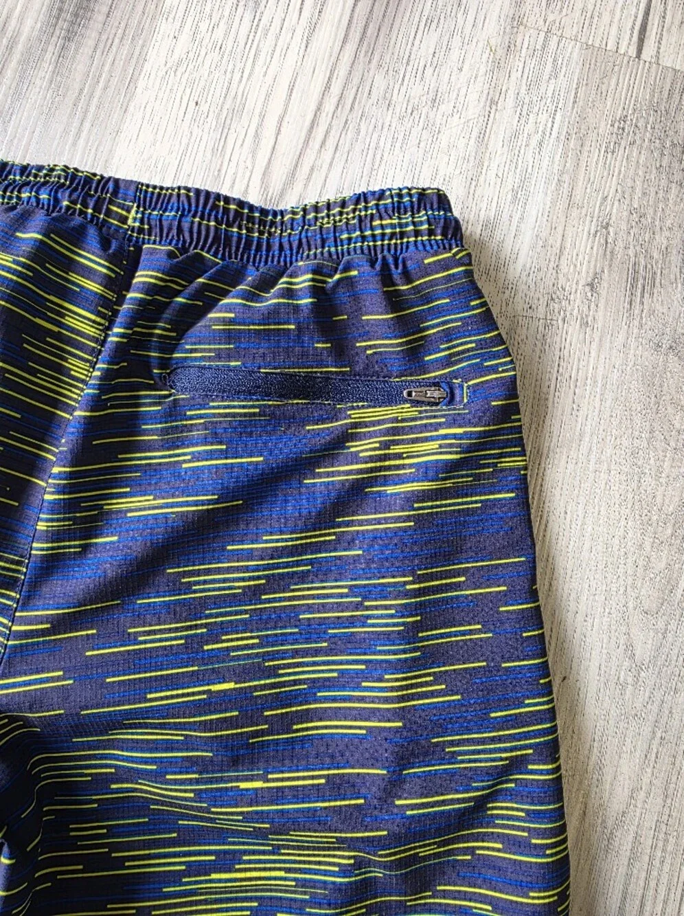 Eddie Bauer Boys Swim Trunks XL 18/20 Blue Green Mesh Lined Board Shorts